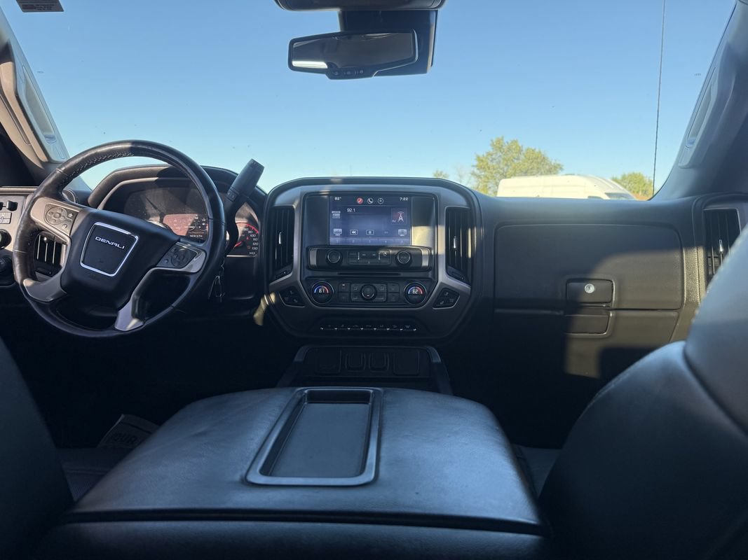 Used 2015 GMC Sierra 2500 Denali w/ Duramax Plus Package AWD/4WD image 20