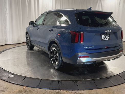 New 2026 Kia Sorento S image 7