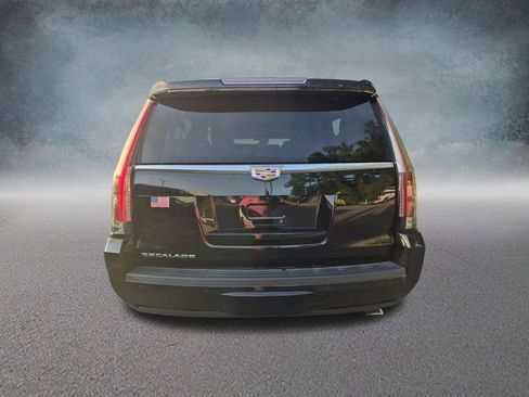 Used 2020 Cadillac Escalade ESV Platinum AWD/4WD image 8