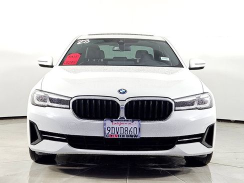 Used 2023 BMW 530e 530e iPerformance w/ Convenience Package image 3