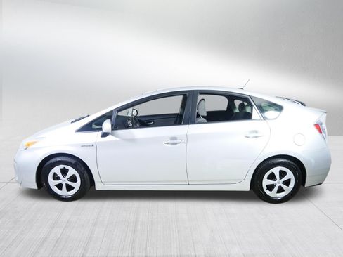 Used 2014 Toyota Prius Three w/ Solar Roof Package FWD image 4