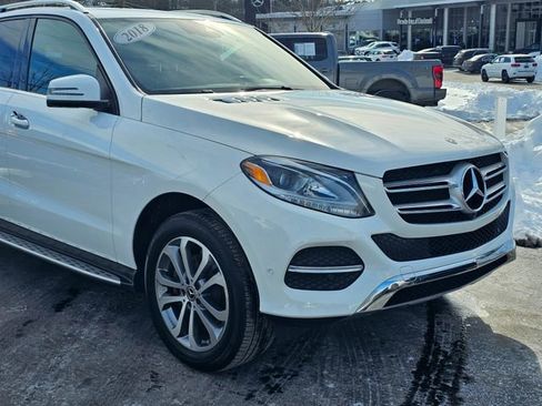 Used 2018 Mercedes-Benz GLE 350 4MATIC image 2
