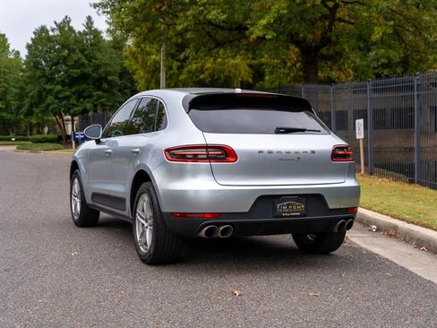 Used 2016 Porsche Macan S image 8