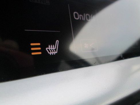 Used 2022 Subaru Outback Premium w/ Popular Package #1 image 18