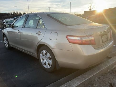 Used 2009 Toyota Camry image 8