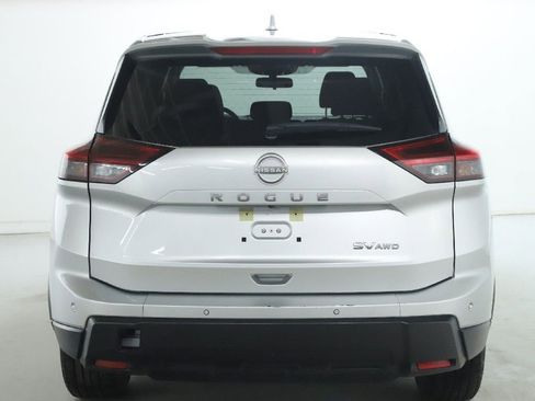 Used 2024 Nissan Rogue SV image 42