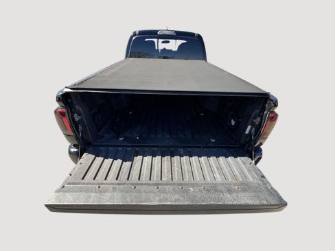 Used 2017 Toyota Tacoma TRD Sport image 23