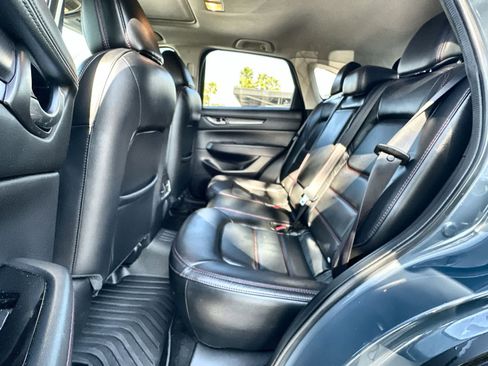 Used 2023 MAZDA CX-5 Carbon Edition image 4
