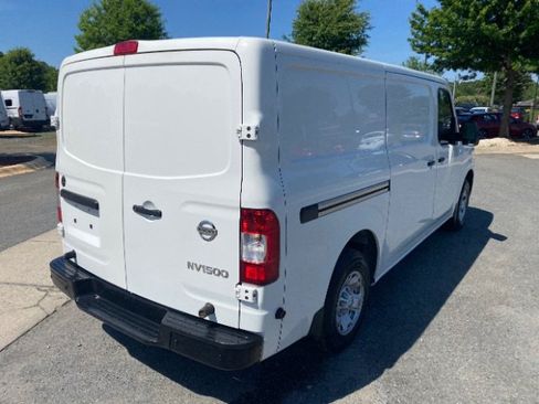 Used 2021 Nissan NV 1500 SV RWD image 4