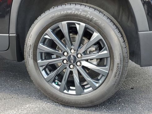 Used 2023 Chevrolet Traverse RS image 6