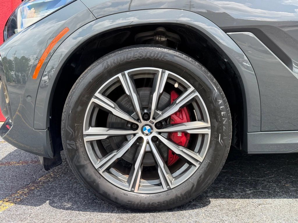 Used 2023 BMW X6 xDrive40i AWD/4WD image 7