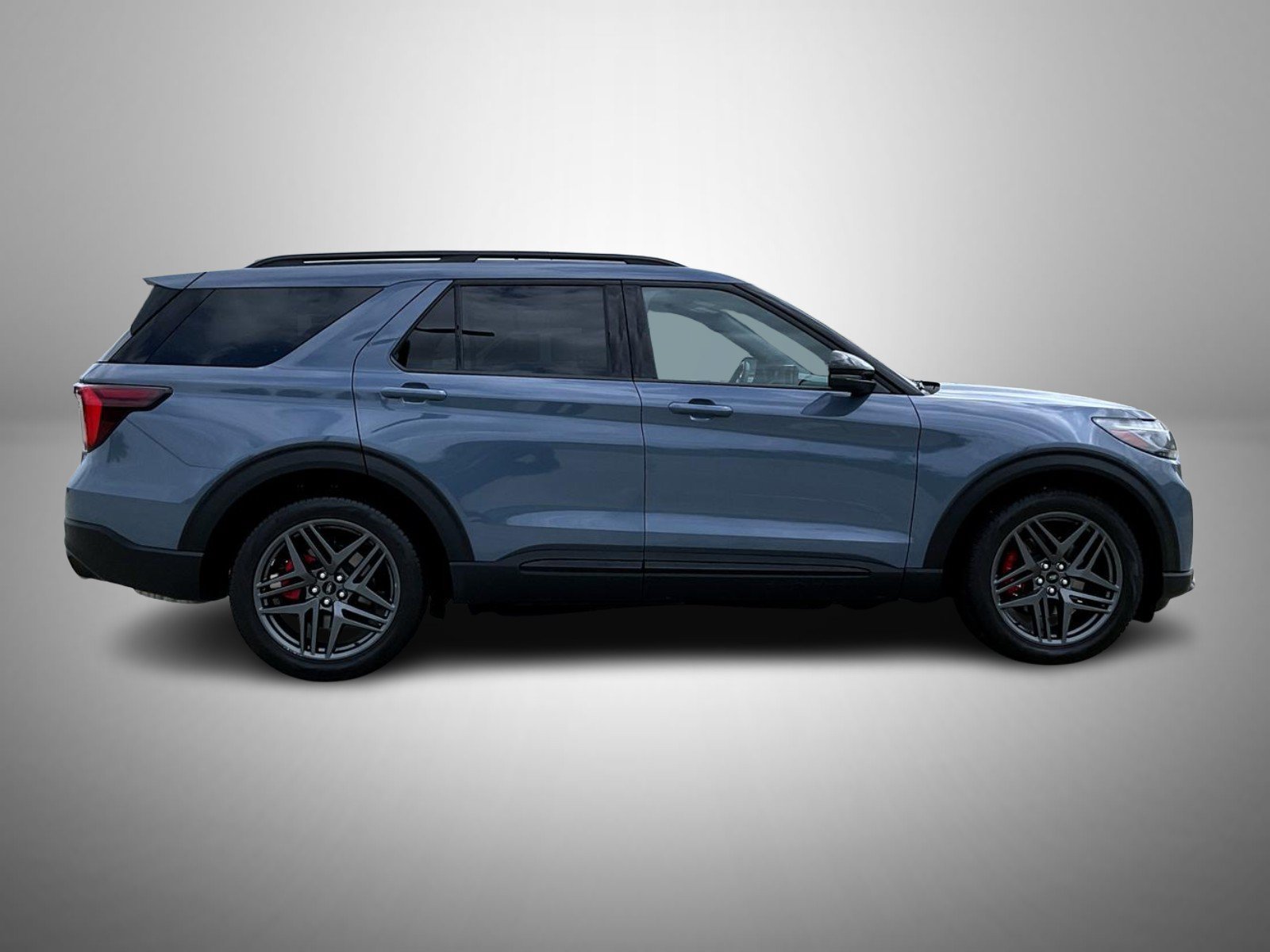 Used 2025 Ford Explorer ST AWD/4WD image 4