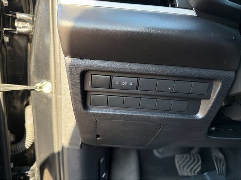 Used 2022 Mitsubishi Outlander ES AWD/4WD image 16