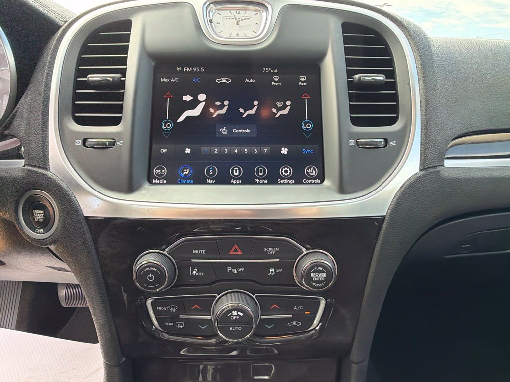 Used 2018 Chrysler 300 Limited w/ Safetytec Plus Group AWD/4WD image 19