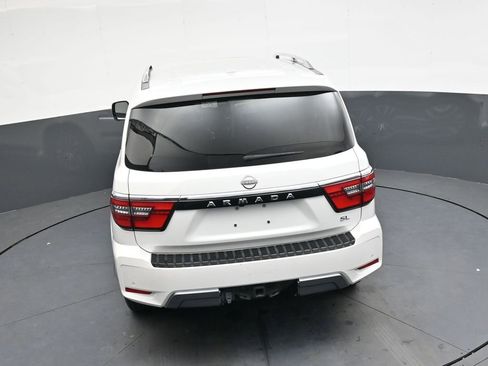 Used 2024 Nissan Armada SL w/ Captain's Chairs Package image 35