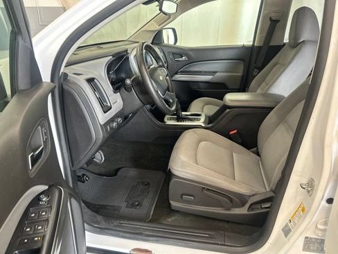 Used 2015 Chevrolet Colorado LT w/ LT Convenience Package AWD/4WD image 10