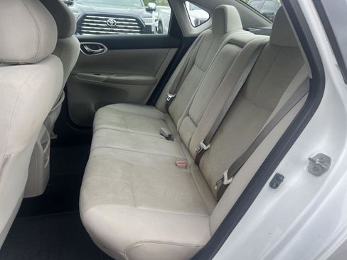 Used 2015 Nissan Sentra S FWD image 11