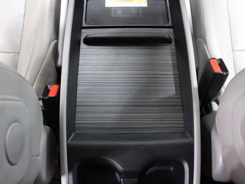 Used 2019 Honda Odyssey Elite image 17