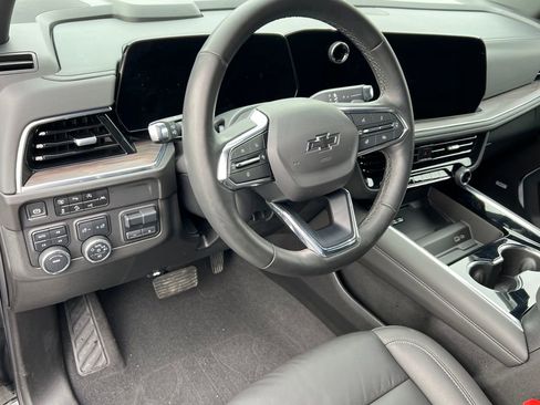 Certified 2025 Chevrolet Tahoe Z71 w/ Comfort Package image 23