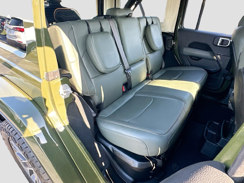 Used 2024 Jeep Wrangler High Altitude AWD/4WD image 28