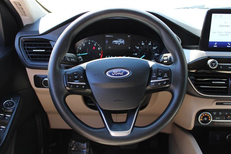 Used 2020 Ford Escape SE AWD/4WD image 13