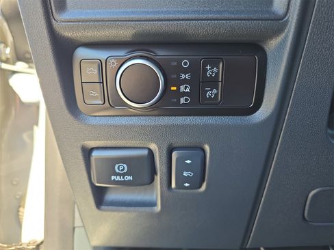 Certified 2025 Ford F150 Lightning Lariat image 22
