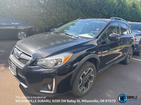 Used 2016 Subaru Crosstrek 2.0i Limited AWD/4WD image 1