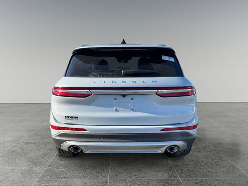 New 2026 Lincoln Corsair Premiere image 4