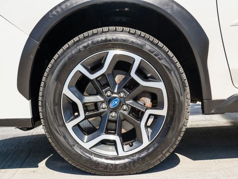 Used 2017 Subaru Crosstrek 2.0i Limited image 29