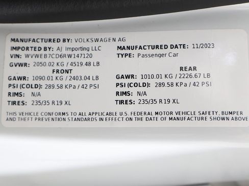 Used 2024 Volkswagen Golf R AWD/4WD image 58