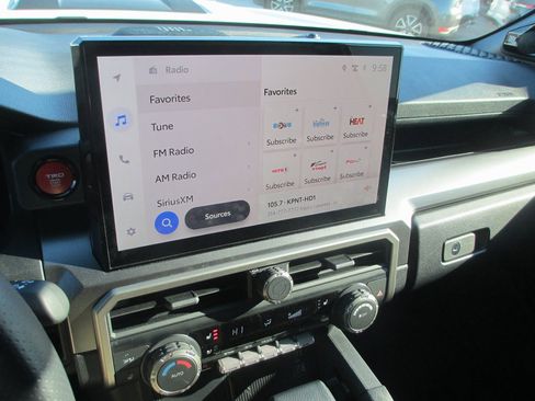 Used 2025 Toyota 4Runner TRD Sport Premium image 24