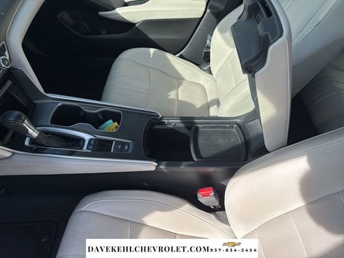 Used 2018 Honda Accord Touring image 14