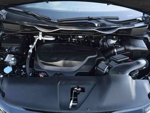 Used 2025 Honda Odyssey Sport-L image 46