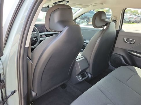 New 2026 Kia K4 FWD image 15