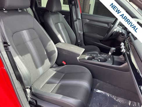 Used 2025 Honda Civic Sport image 9