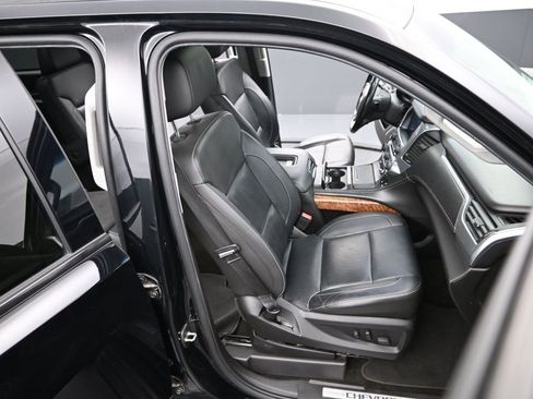 Used 2018 Chevrolet Tahoe Premier AWD/4WD image 21