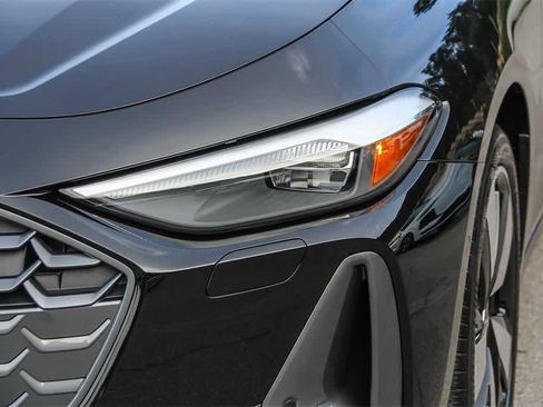 Used 2025 Audi A5 2.0T Premium w/ Convenience Package image 7