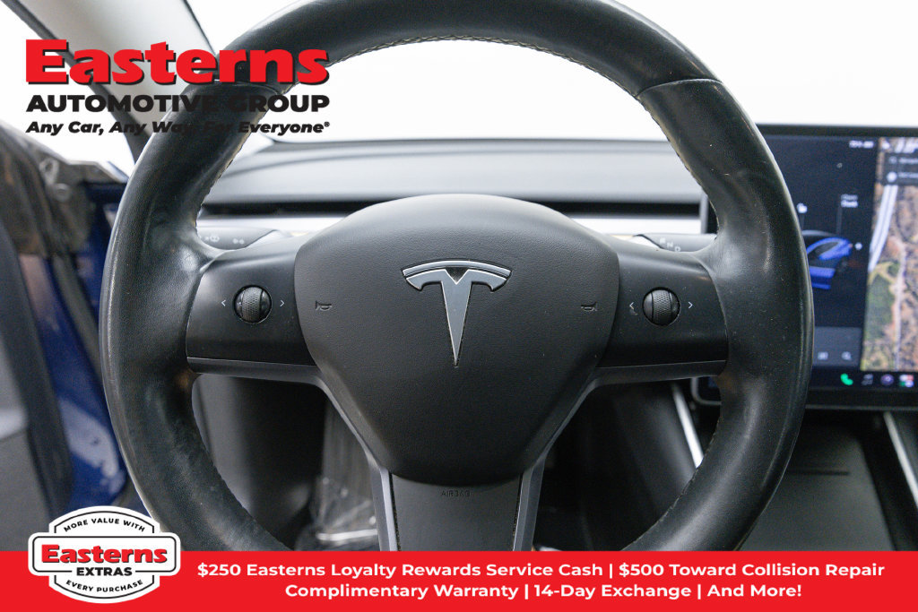 Used 2018 Tesla Model 3 Long Range RWD image 11
