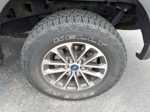 Used 2019 Ford F150 XLT w/ Equipment Group 302A Luxury image 22