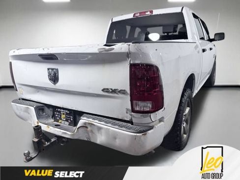 Used 2017 RAM 1500 Express AWD/4WD image 6