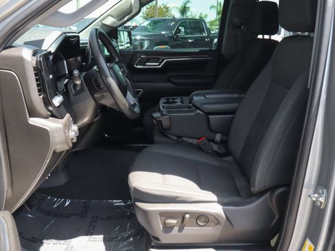 Used 2024 Chevrolet Silverado 1500 LT RWD image 21