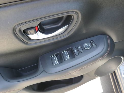 Used 2024 Honda HR-V Sport image 14