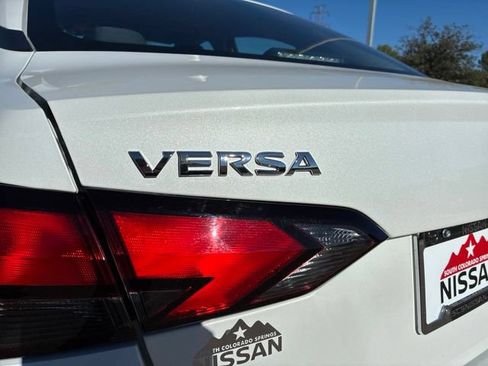Used 2023 Nissan Versa SV FWD image 10