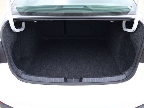 Used 2025 Volkswagen Jetta Sport image 23