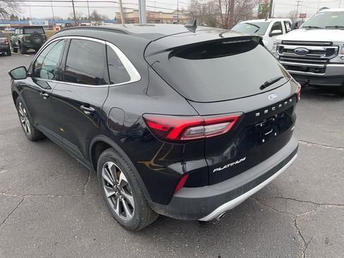 Used 2024 Ford Escape Platinum image 7