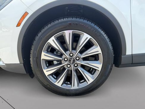 Used 2021 Lincoln Corsair Reserve w/ Elements Package AWD/4WD image 9