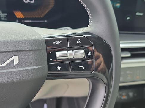 New 2026 Kia Sorento S image 30