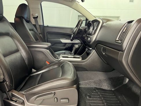 Used 2019 Chevrolet Colorado LT w/ Luxury Package, Chrome image 24