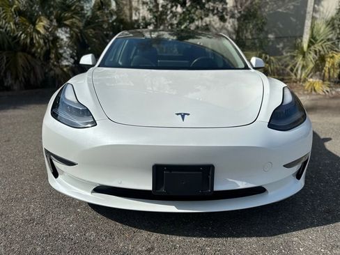 Used 2021 Tesla Model 3 Standard Range Plus image 3