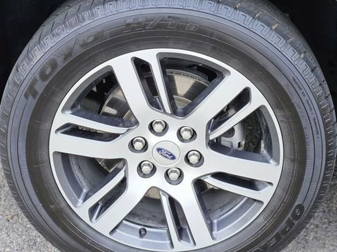Used 2024 Ford Expedition Max Limited RWD image 11